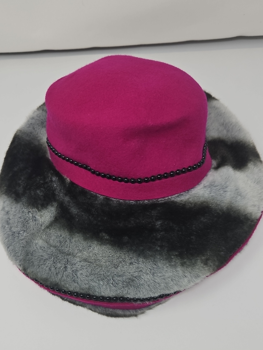 Mr. John New York Paris Classic 100% Wool Felt Hat Made In USA Vintage